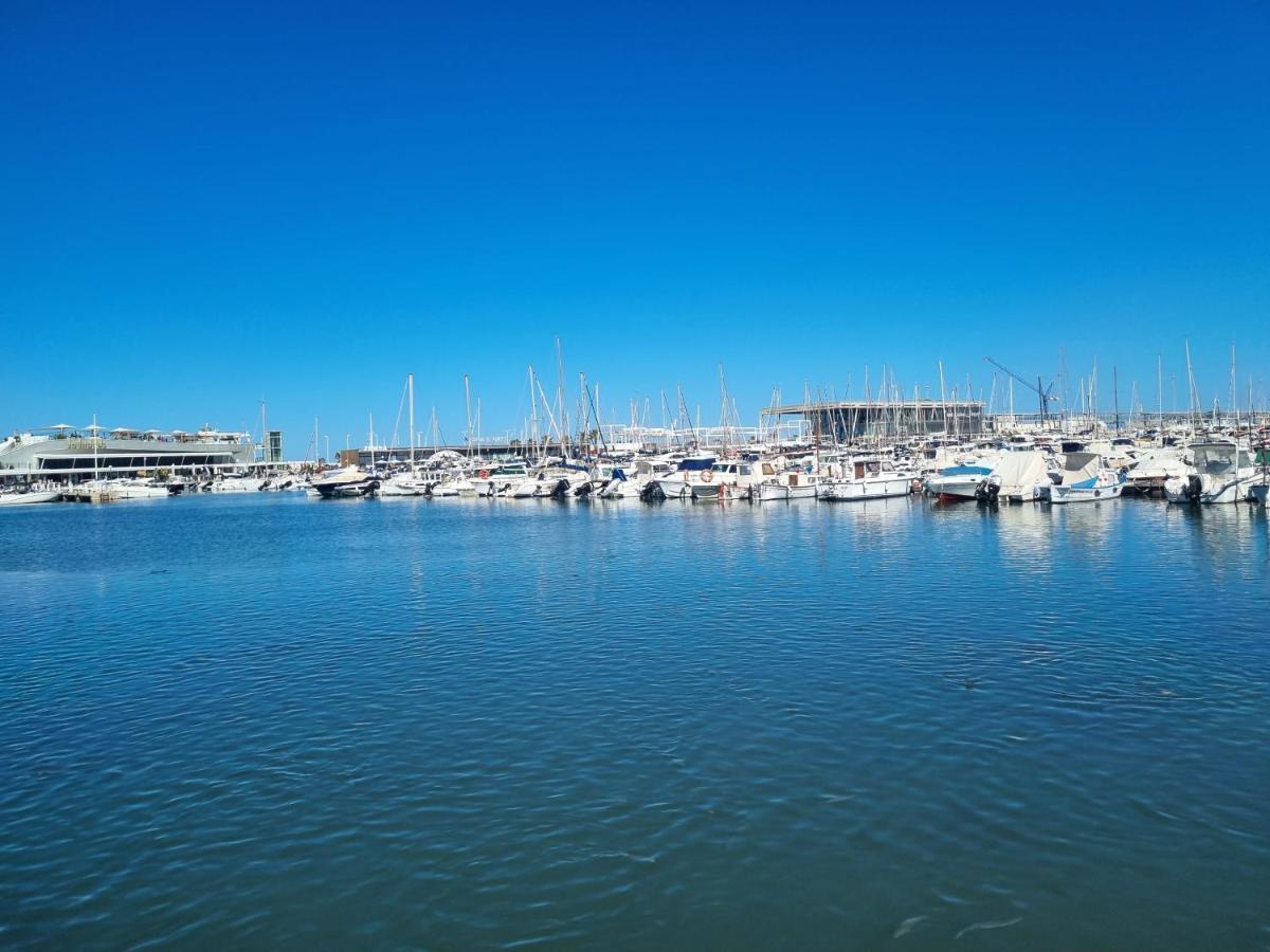Apartamentos En Denia Frente Al Puerto! المظهر الخارجي الصورة