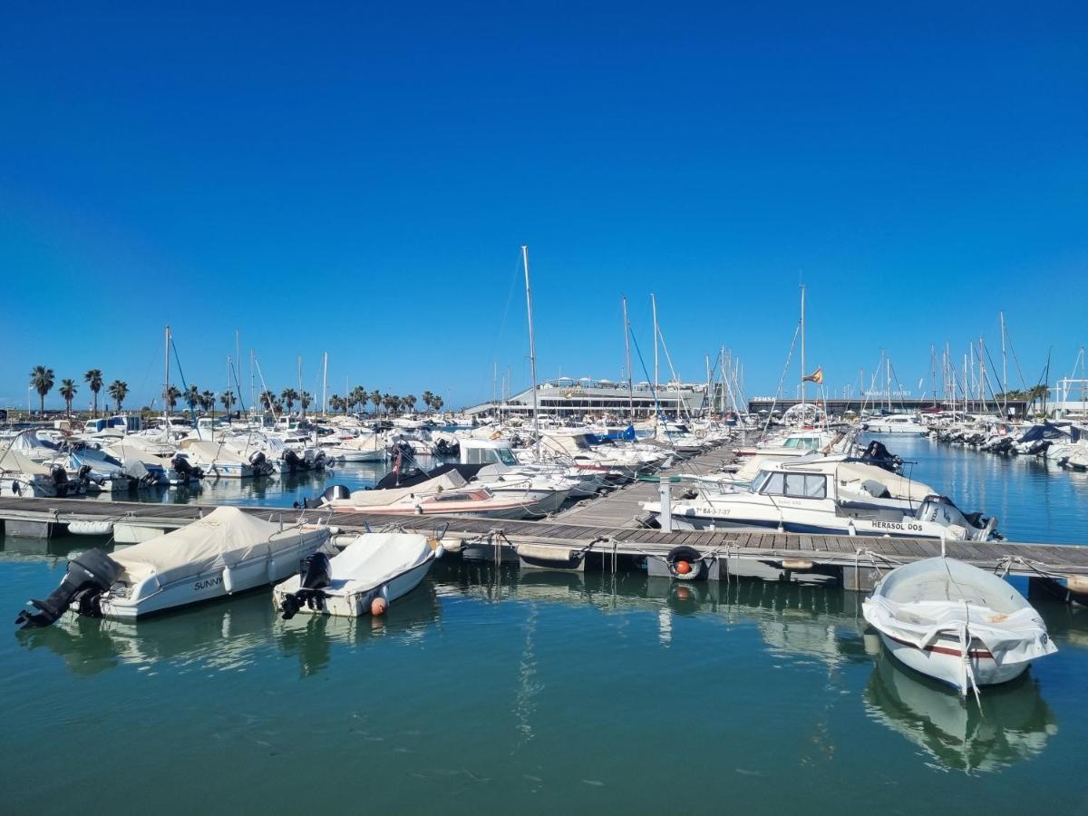 Apartamentos En Denia Frente Al Puerto! المظهر الخارجي الصورة