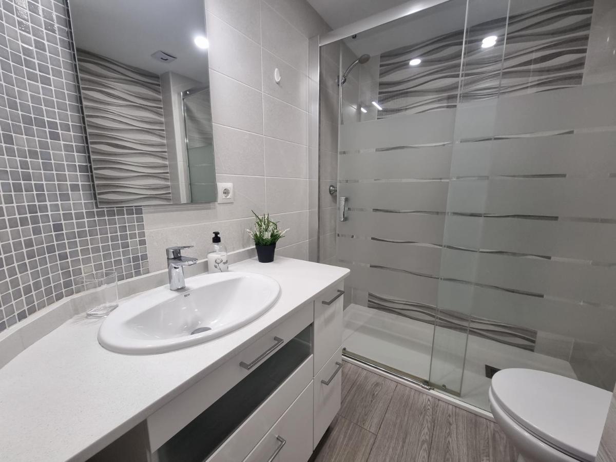 Apartamentos En Denia Frente Al Puerto! المظهر الخارجي الصورة