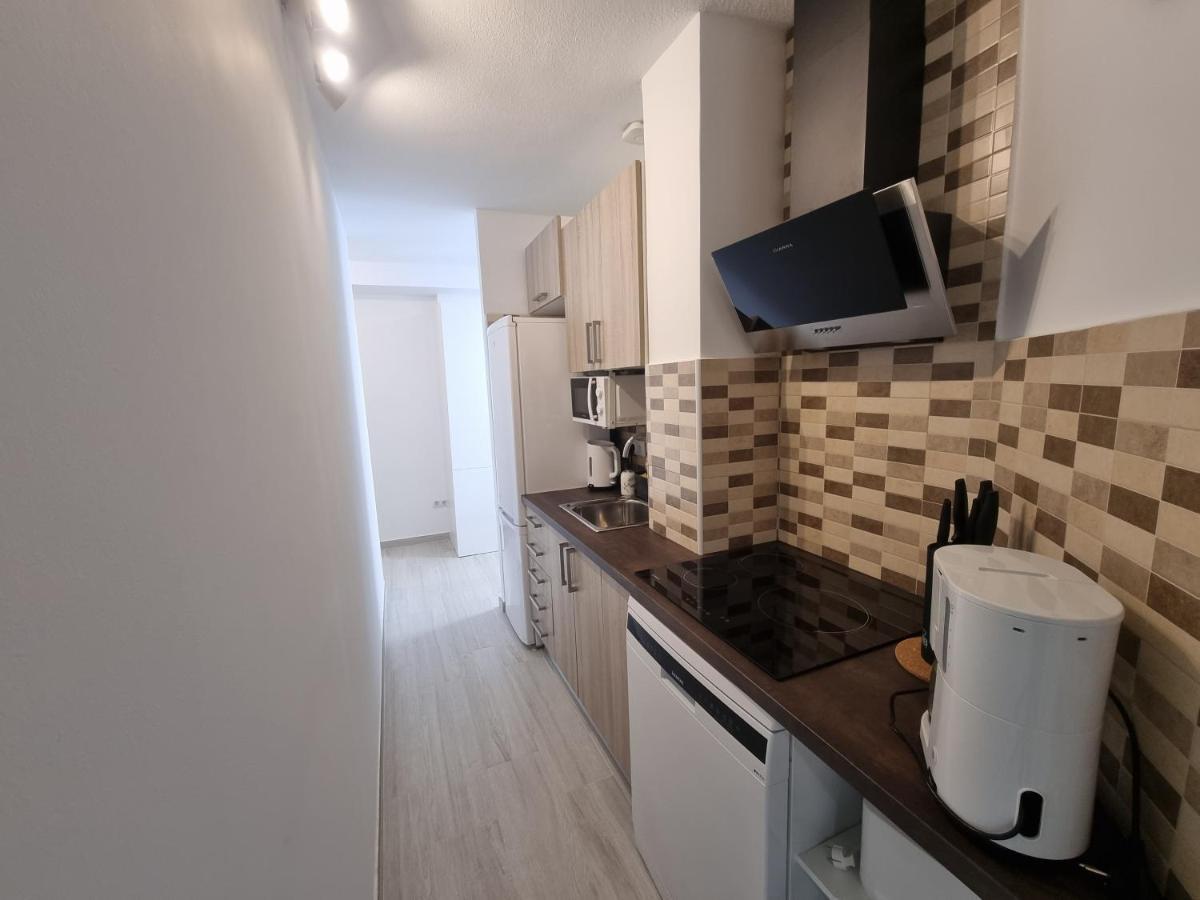 Apartamentos En Denia Frente Al Puerto! المظهر الخارجي الصورة