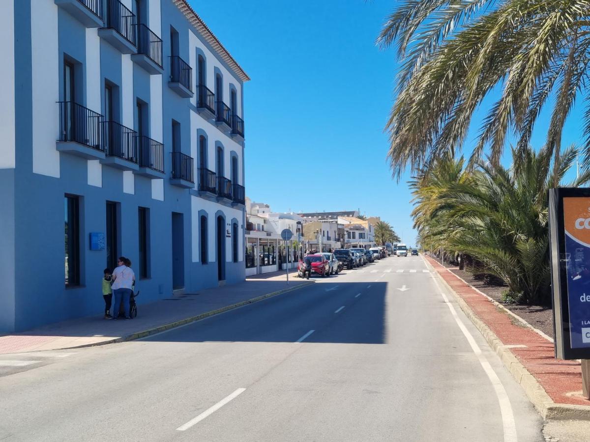 Apartamentos En Denia Frente Al Puerto! المظهر الخارجي الصورة