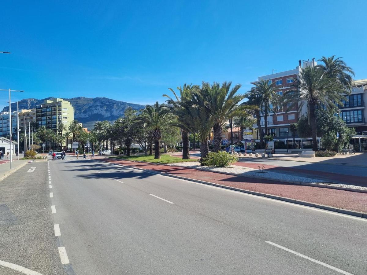 Apartamentos En Denia Frente Al Puerto! المظهر الخارجي الصورة