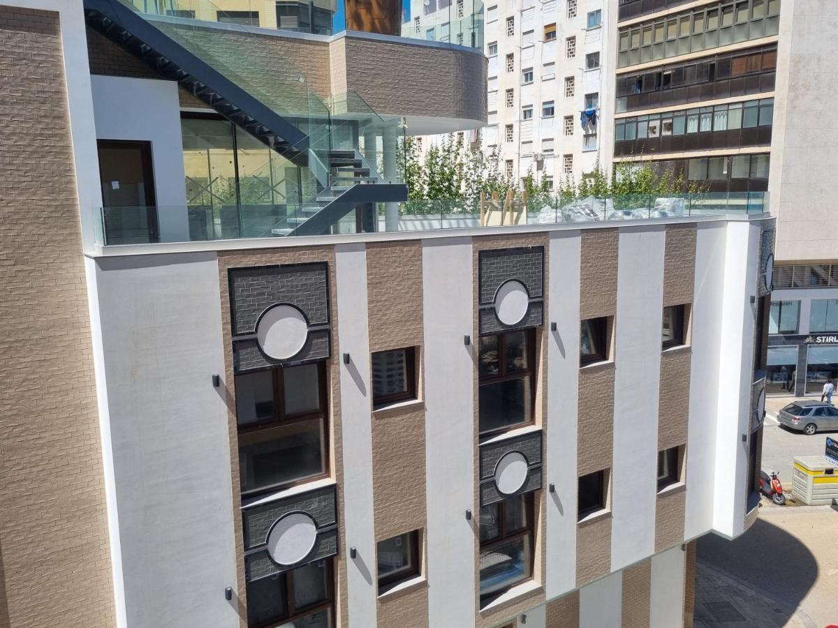 Apartamentos En Denia Frente Al Puerto! المظهر الخارجي الصورة