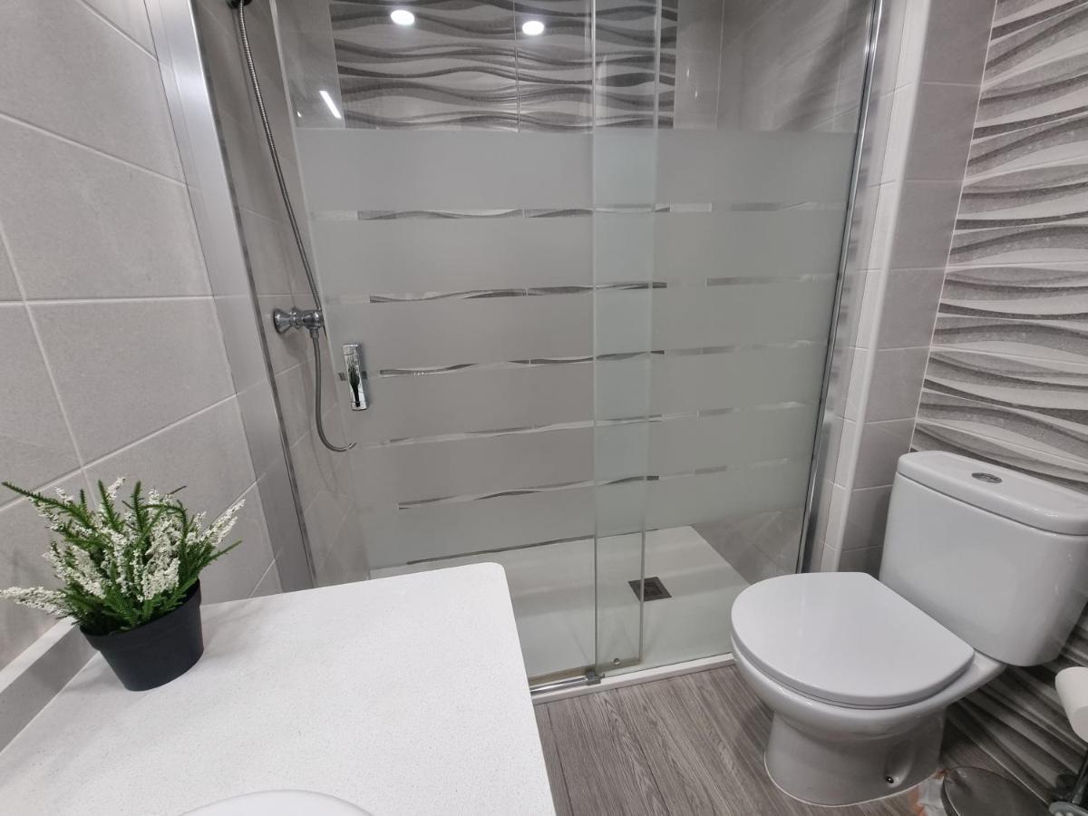 Apartamentos En Denia Frente Al Puerto! المظهر الخارجي الصورة