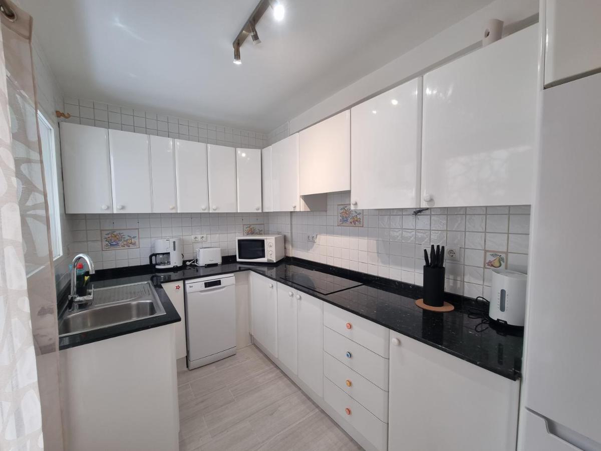 Apartamentos En Denia Frente Al Puerto! المظهر الخارجي الصورة