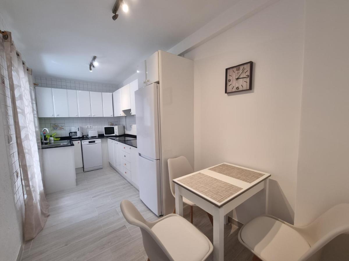 Apartamentos En Denia Frente Al Puerto! المظهر الخارجي الصورة