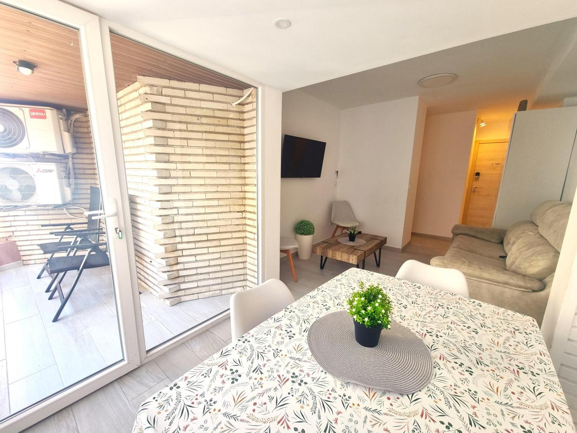 Apartamentos En Denia Frente Al Puerto! المظهر الخارجي الصورة
